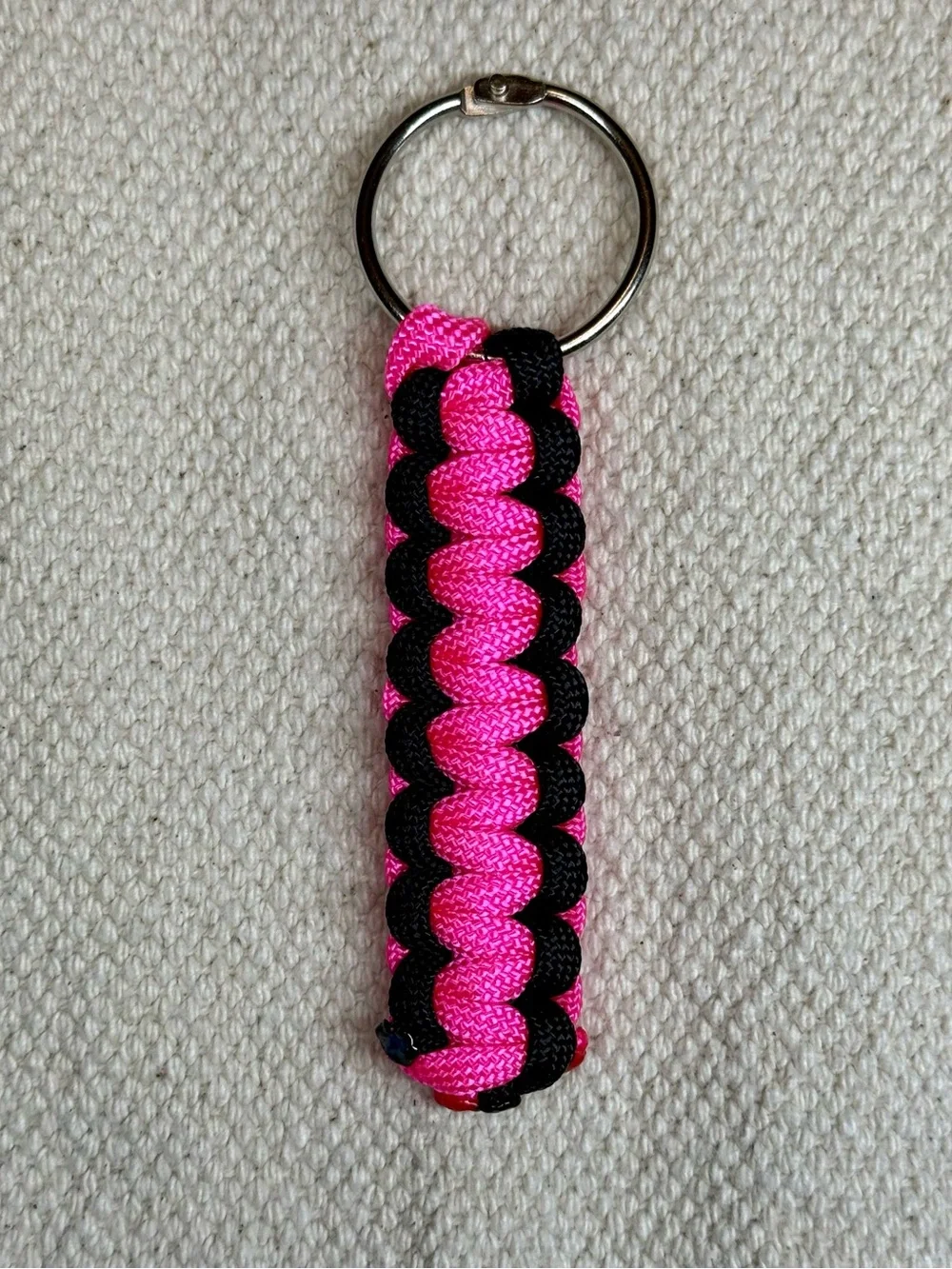 Braided Paracord Key Ring — Pink and Black